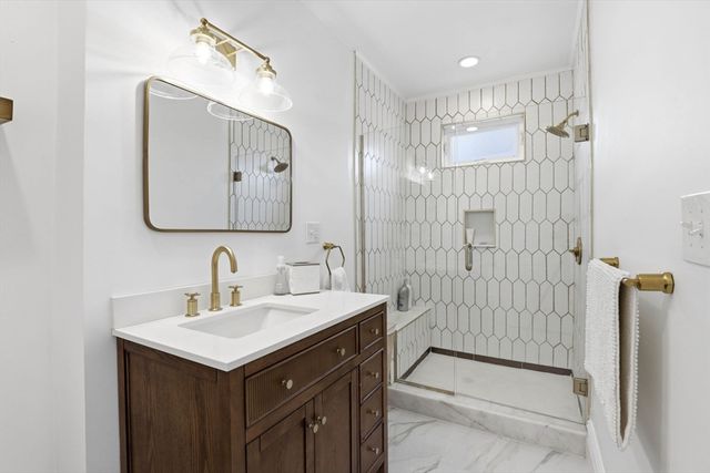 50 Rosemont St 3, Boston, MA 02122