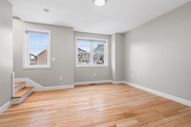 7 Gorham St 36, Chelmsford, MA 01824