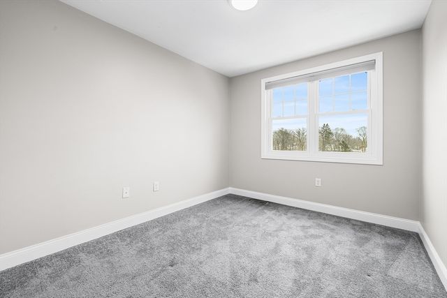 7 Gorham St 36, Chelmsford, MA 01824