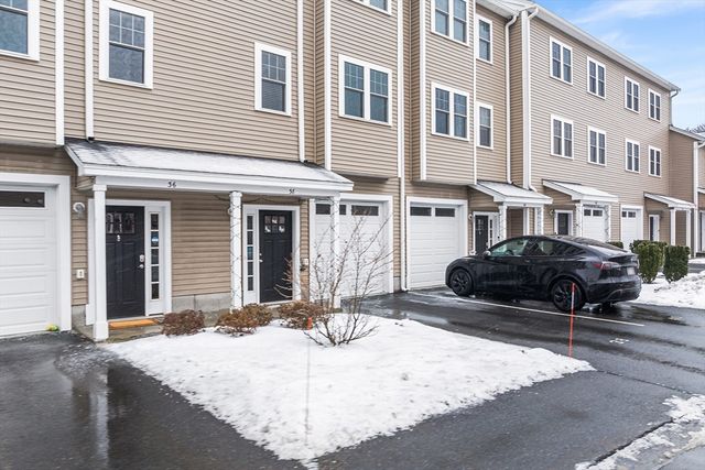 7 Gorham St 36, Chelmsford, MA 01824