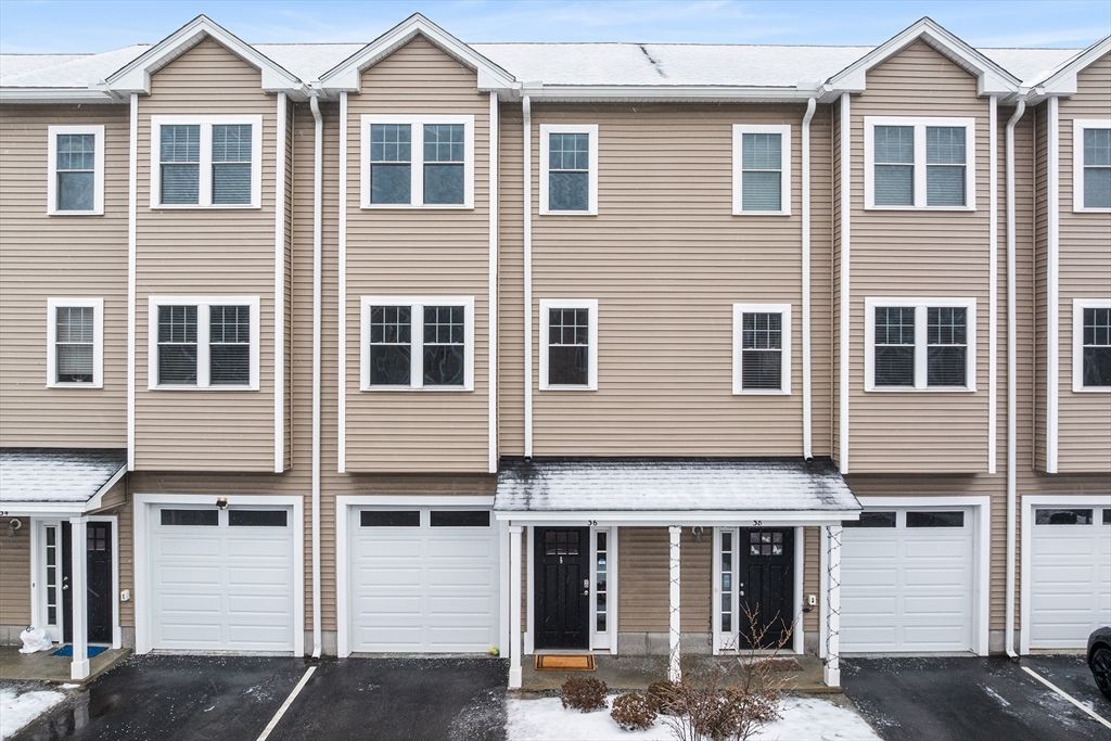 7 Gorham St 36, Chelmsford, MA 01824