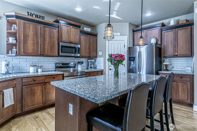 4604 205th Street Ct E, Spanaway, WA 98387