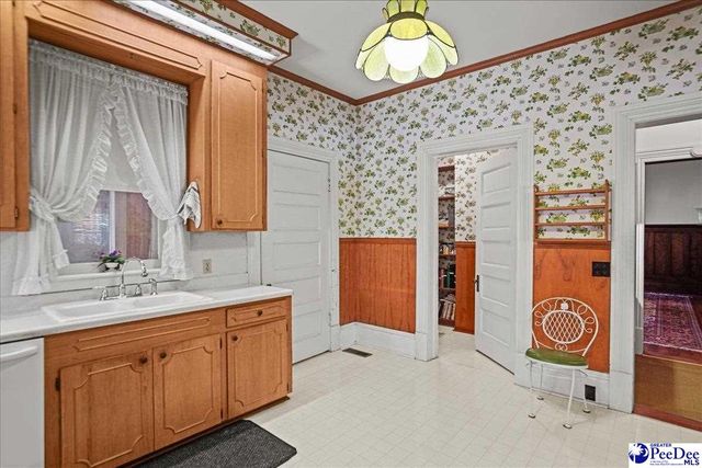 306 W Main Street, Chesterfield, SC 29709
