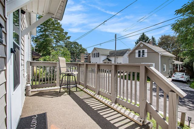 292 6th Avenue, Manistee, MI 49660