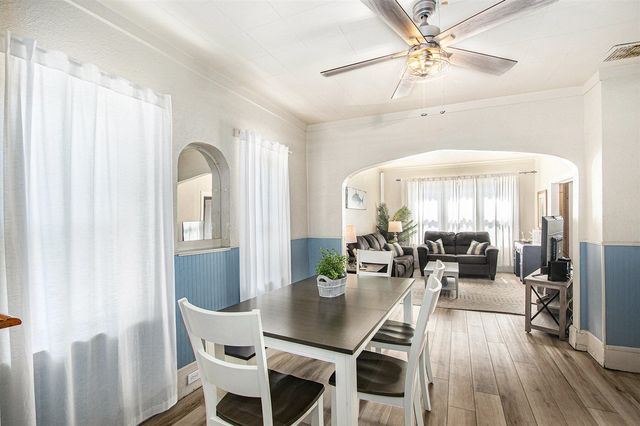 292 6th Avenue, Manistee, MI 49660