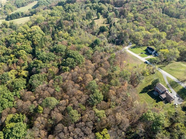 1 Wildview Dr, Ligonier Twp, PA 15658