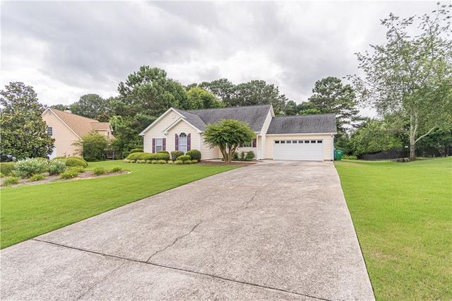 304 Ron Drive, Bethlehem, GA 30620