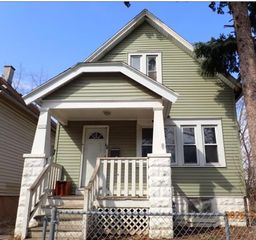 2925 N 23rd STREET, Milwaukee, WI 53206