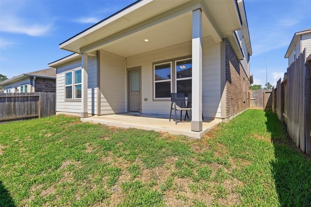 29 Valiant Ridge Trail, Magnolia, TX 77354