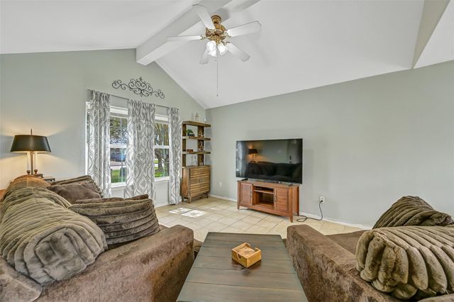 9022 Amberjack Drive, Texas City, TX 77591