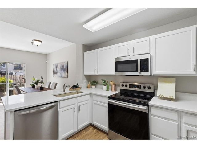 2575 S SYRACUSE Way F-101, Denver, CO 80231