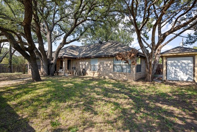 502 Shady Grove Drive, Granbury, TX 76049
