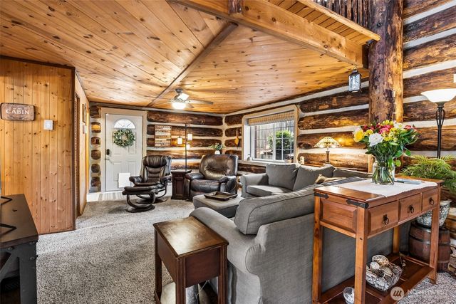 180 E Sea Vista Lane, Grapeview, WA 98546
