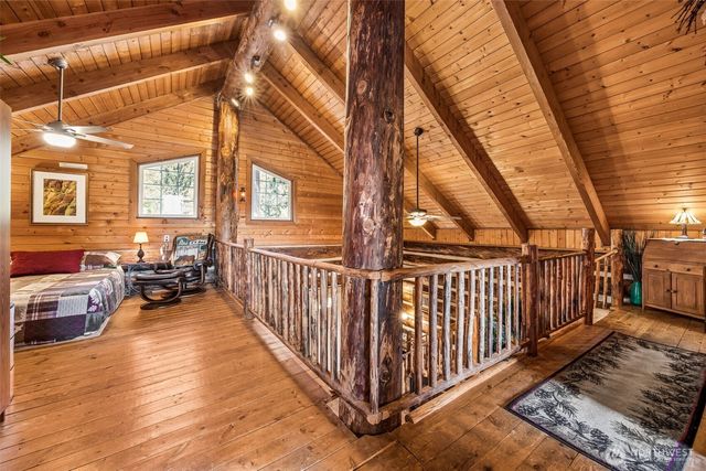 180 E Sea Vista Lane, Grapeview, WA 98546