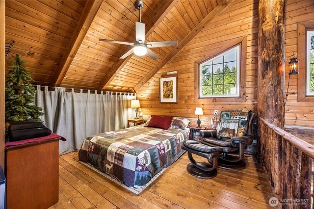 180 E Sea Vista Lane, Grapeview, WA 98546