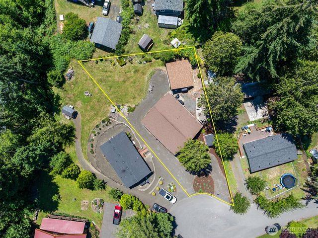 180 E Sea Vista Lane, Grapeview, WA 98546