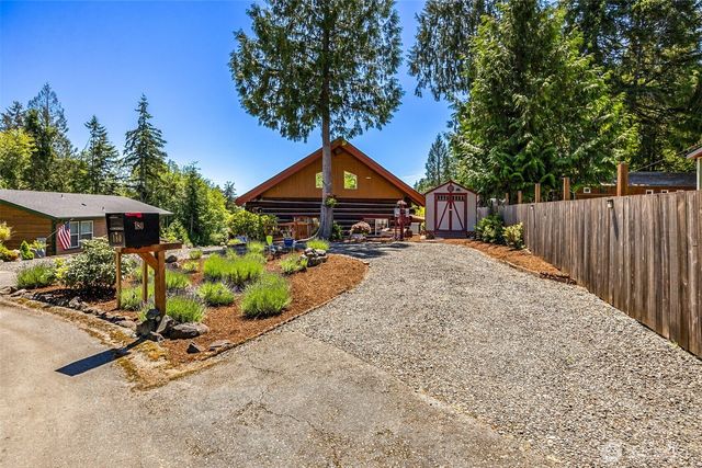 180 E Sea Vista Lane, Grapeview, WA 98546