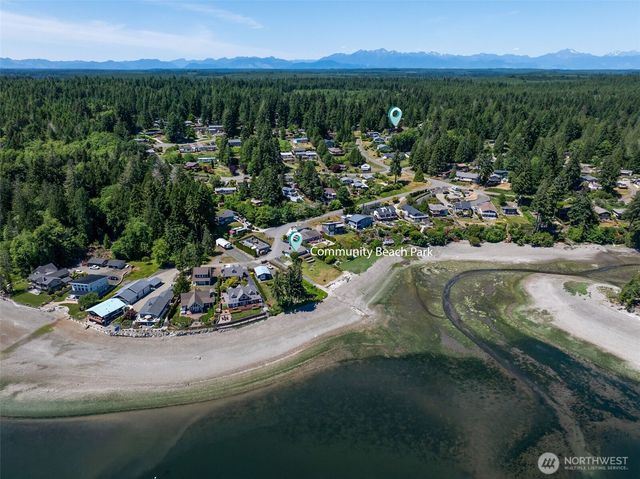 180 E Sea Vista Lane, Grapeview, WA 98546