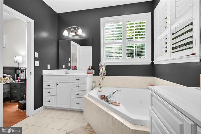 2129 WYNONAH DR, Auburn, PA 17922