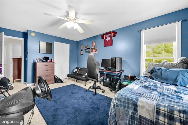 2129 WYNONAH DR, Auburn, PA 17922