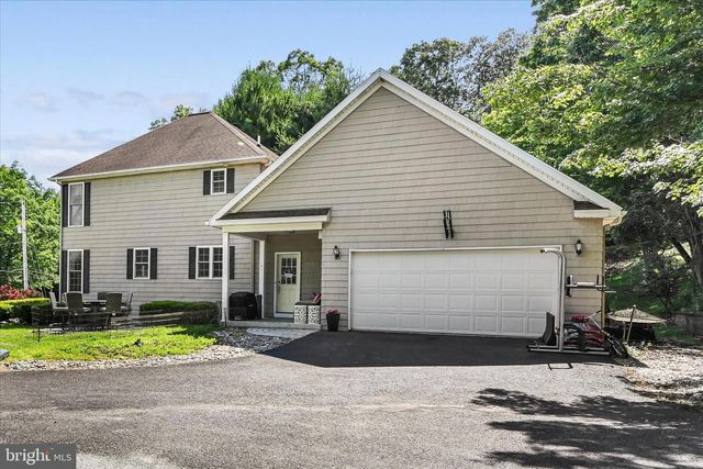 2129 WYNONAH DR, Auburn, PA 17922
