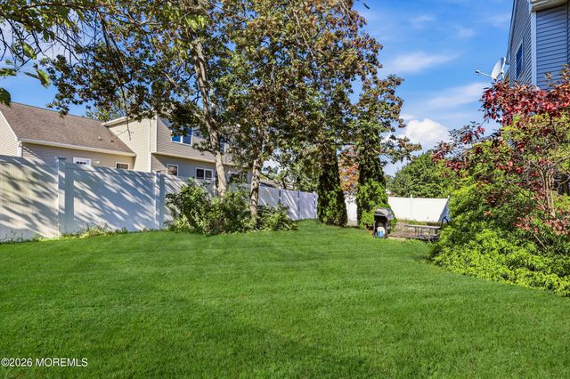 370 Spruce Drive, Brick, NJ 08723