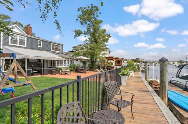 57 Beach Road, Massapequa, NY 11758