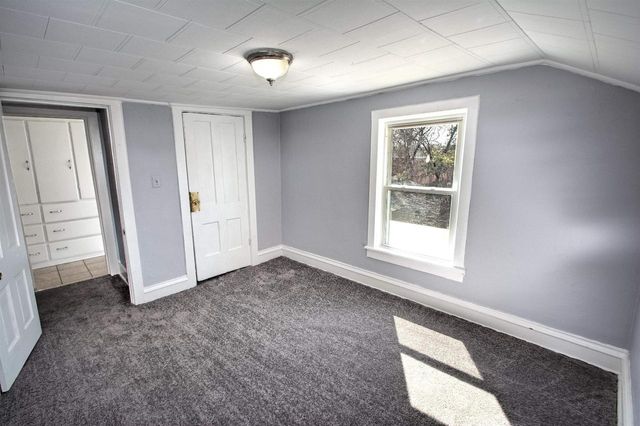 32 N MILITARY ROAD, Fond Du Lac, WI 54935