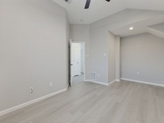 6913 Conestoga Drive, Rowlett, TX 75089