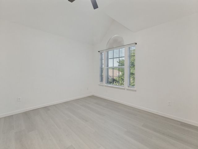 6913 Conestoga Drive, Rowlett, TX 75089