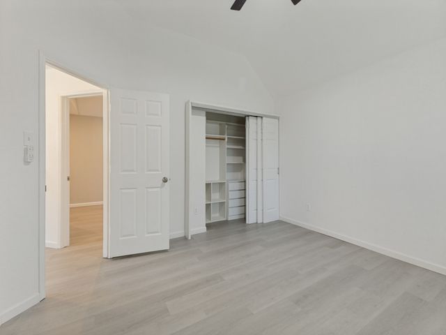 6913 Conestoga Drive, Rowlett, TX 75089