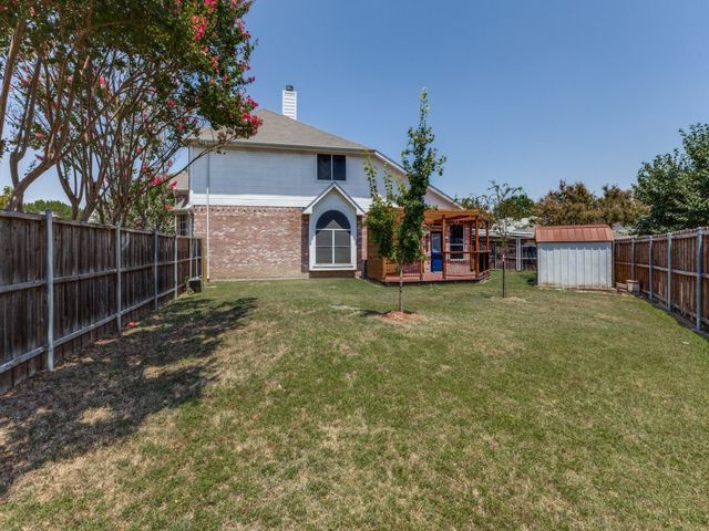 6913 Conestoga Drive, Rowlett, TX 75089