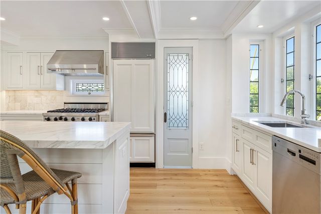 19 East Hills Road, Westerly, RI 02891