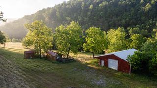 0000 Farm Road 1090, Washburn, MO 65772