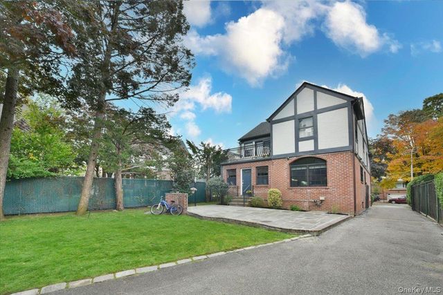 85-35 Edgerton Boulevard, Jamaica Estates, NY 11432