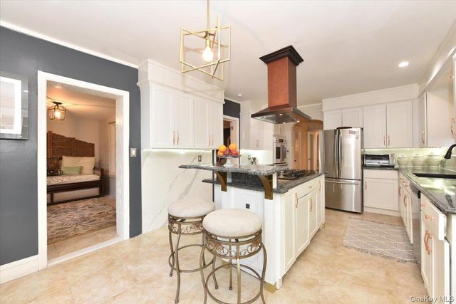 85-35 Edgerton Boulevard, Jamaica Estates, NY 11432