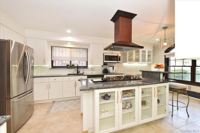 85-35 Edgerton Boulevard, Jamaica Estates, NY 11432