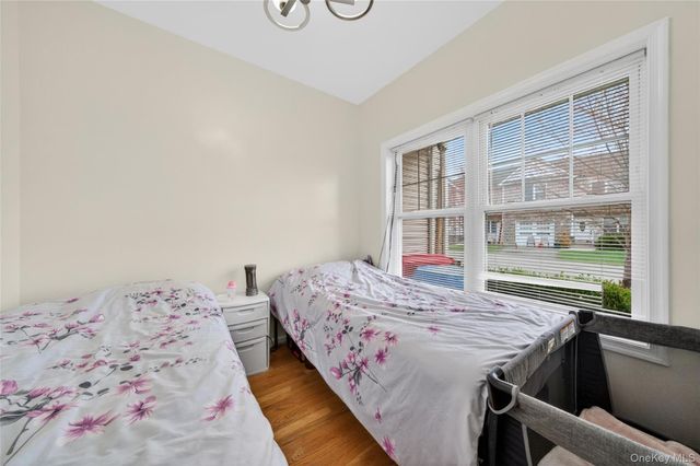 9 Maple Avenue, Bloomingburg, NY 12721
