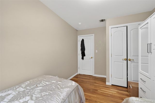 9 Maple Avenue, Bloomingburg, NY 12721
