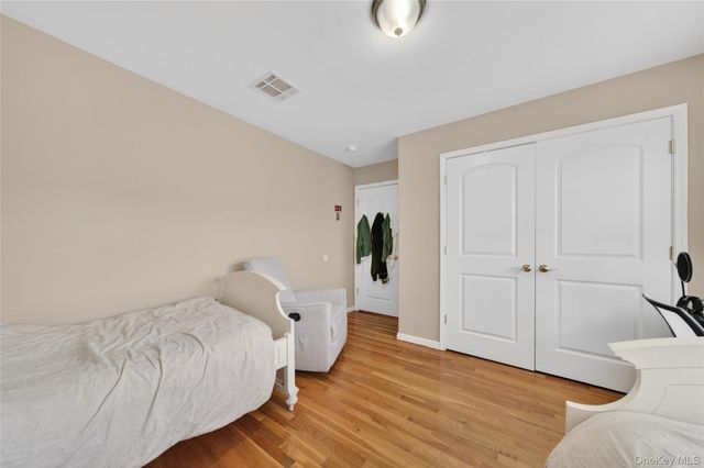 9 Maple Avenue, Bloomingburg, NY 12721