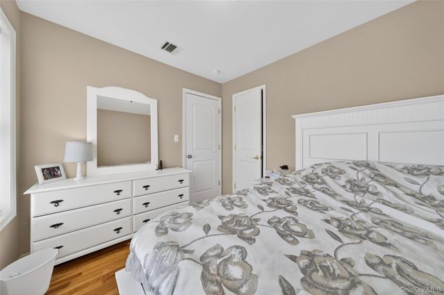 9 Maple Avenue, Bloomingburg, NY 12721