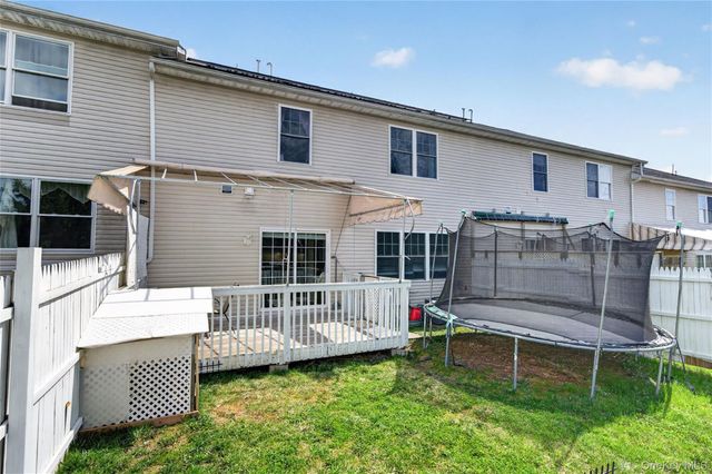 9 Maple Avenue, Bloomingburg, NY 12721