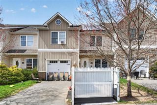9 Maple Avenue, Bloomingburg, NY 12721