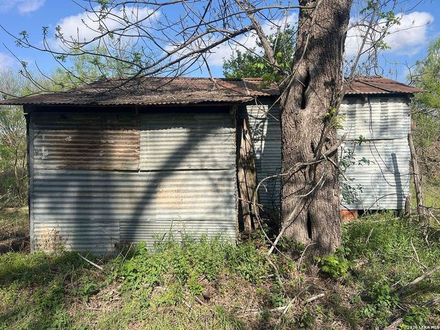 898 American Boulevard, New Braunfels, TX 78130