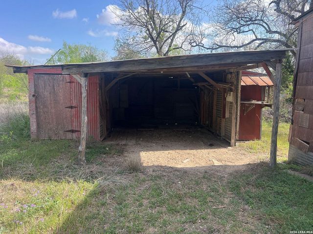 898 American Boulevard, New Braunfels, TX 78130