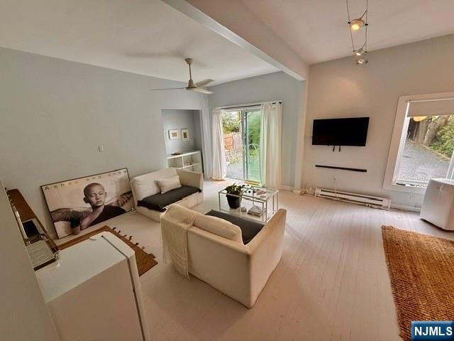 17 Oxford Street, Montclair, NJ 07042