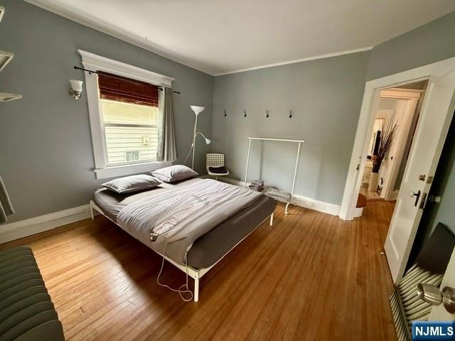 17 Oxford Street, Montclair, NJ 07042