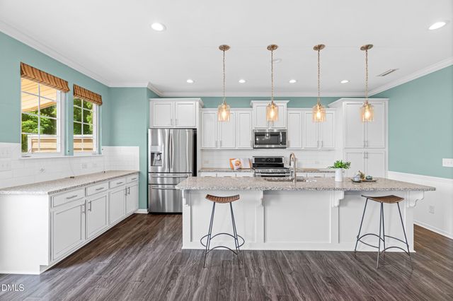 542 Grand Central Station, Apex, NC 27502
