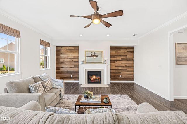 542 Grand Central Station, Apex, NC 27502
