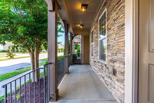 542 Grand Central Station, Apex, NC 27502